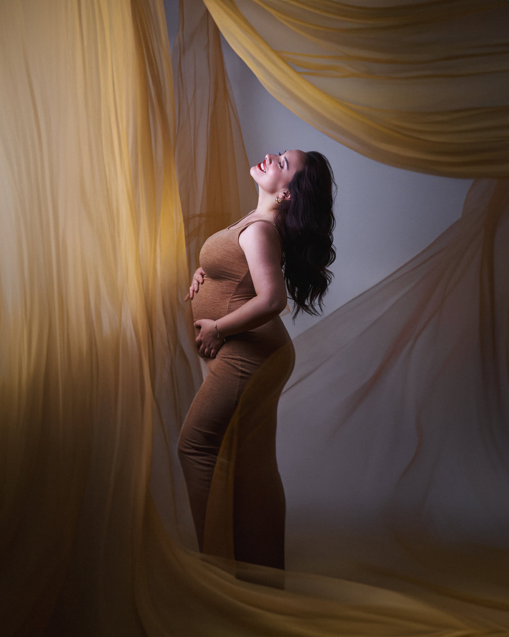 Sesión Fotográfica de Embarazo, en estudio